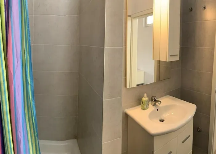 Vinka * 斯瑞瑟尔