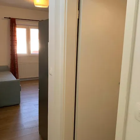 Vinka Apartament Sreser